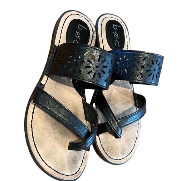 Boc Born Womens slip on sandals black approximate size 7.5 - Picture 1 of 13